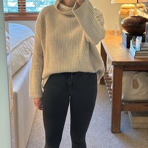 Naadam. XS. turtleneck sweater. Cream.